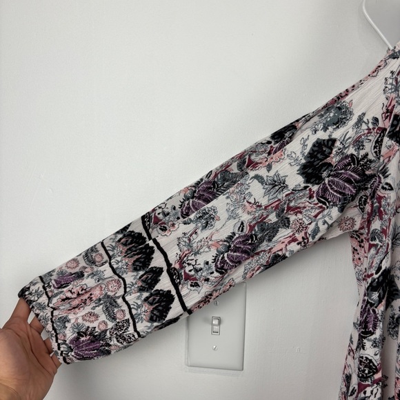 Angie Floral Long Sleeve Top - Black, Pink, White - Picture 6 of 6